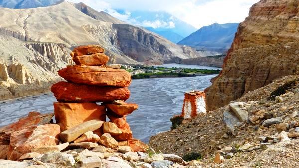 Why Choose Deluxe Upper Mustang Trek